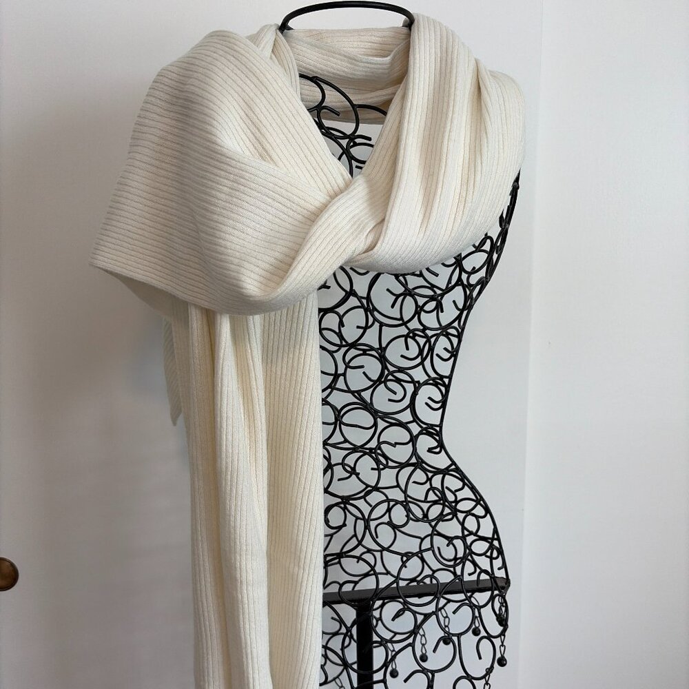 Fabletics Ivory Cashmere Blend Scarf NWT Soft Cozy Winter Neutral Wrap